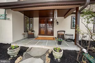 524 Pugh Rd, Wayne, PA 19087 - Photo 3