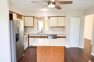 118 Caernarvon Ct, Exton, PA 19341 - Photo 9