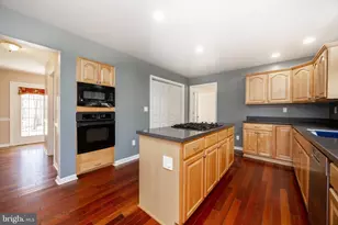 7 Warren Cir, Glenmoore, PA 19343 - Photo 3