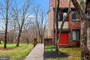 910 Mountainview Dr, Tredyffrin, PA 19087 - Photo 5