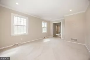 401 Baker Ln, Coatesville, PA 19320 - Photo 13