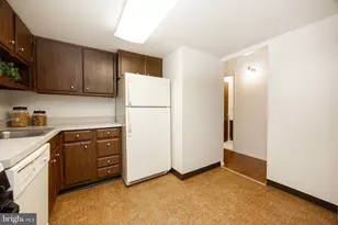 374 Old Forge Crossing, Devon, PA 19333 - Photo 13