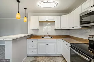 335 E Lancaster Ave, Downingtown, PA 19335 - Photo 3