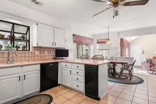 418 Beaumont Cir, West Chester, PA 19380 - Photo 15