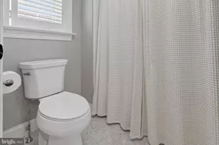 122 Chapel Hill Cir, Paoli, PA 19301 - Photo 55