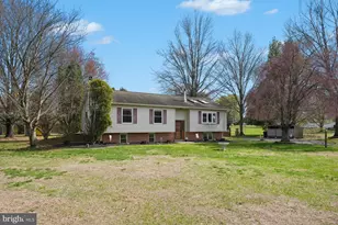 1442 Harvey Ln, Pottstown, PA 19465 - Photo 7