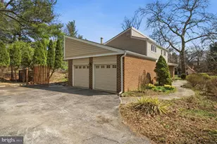 1561 Tanglewood, West Chester, PA 19380 - Photo 5