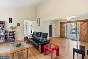 1561 Tanglewood, West Chester, PA 19380 - Photo 21