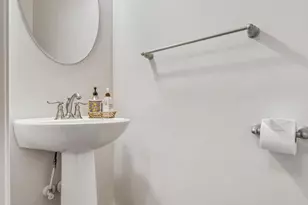 636 Quarry Point Rd, Malvern, PA 19355 - Photo 5