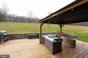 310 W 8th Ave, Parkesburg, PA 19365 - Photo 23