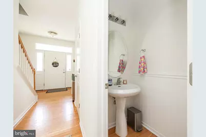 310 W 8th Avenue, Parkesburg, PA 19365 - Photo 5