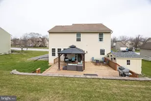 310 W 8th Ave, Parkesburg, PA 19365 - Photo 25