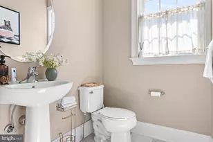 309 Fawn Ln, Phoenixville, PA 19460 - Photo 17