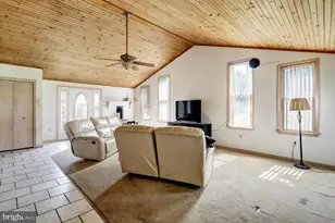 640 Meadow Dr, Honey Brook, PA 19344 - Photo 21