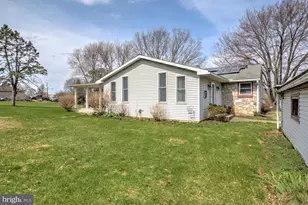 640 Meadow Dr, Honey Brook, PA 19344 - Photo 9