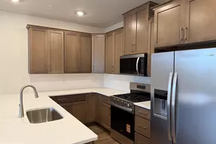 777 Platinum Dr, Phoenixville, PA 19460 - Photo 1