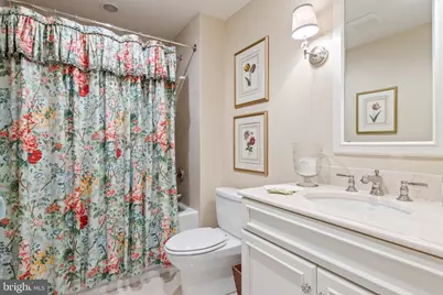 4 Brettagne #4, Devon, PA 19333 - Photo 21