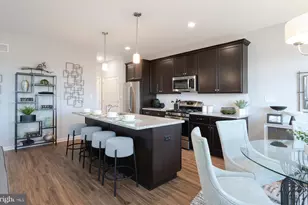 217 Capri Dr, Glenmoore, PA 19343 - Photo 5