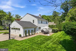 566 Upper Weadley Rd, Wayne, PA 19087 - Photo 47