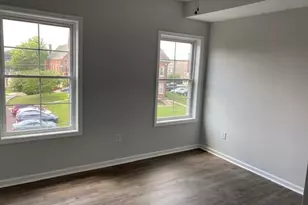 135 Prospect St, Phoenixville, PA 19460 - Photo 9