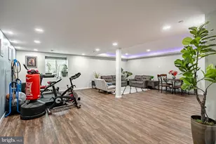 25 N Tompkins Square, Downingtown, PA 19335 - Photo 33