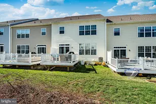 25 N Tompkins Square, Downingtown, PA 19335 - Photo 43
