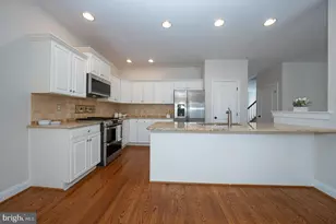 41 Overlook Cir, Berwyn, PA 19312 - Photo 17