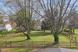 447 Chambers Rock Rd, Landenberg, PA 19350 - Photo 5