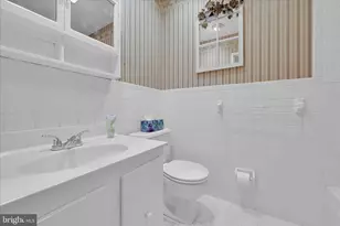 402 Village Walk, Exton, PA 19341 - Photo 19