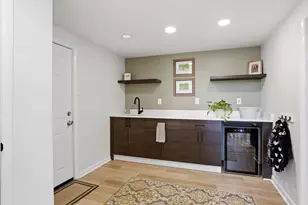 877 E Philip Dr, Phoenixville, PA 19460 - Photo 13