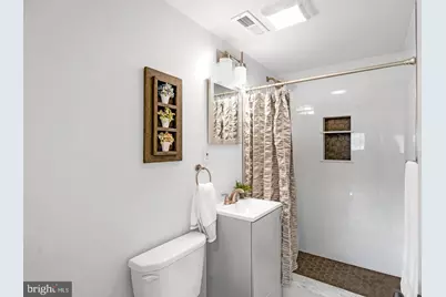 877 E Philip Drive, Phoenixville, PA 19460 - Photo 21