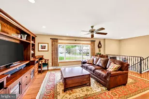 88 S Forge Manor Dr, Phoenixville, PA 19460 - Photo 7