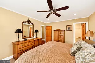 88 S Forge Manor Dr, Phoenixville, PA 19460 - Photo 17