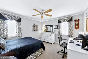 88 S Forge Manor Dr, Phoenixville, PA 19460 - Photo 19