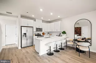 818 Graphite Dr, Phoenixville, PA 19460 - Photo 1