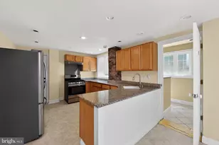 22 W Broad St, Malvern, PA 19355 - Photo 9