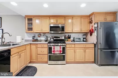 56 Woodstream Drive, Chesterbrook, PA 19087 - Photo 11