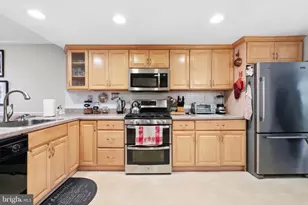 56 Woodstream Dr, Chesterbrook, PA 19087 - Photo 11