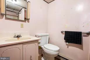 4951 Horseshoe Pike, Honey Brook, PA 19344 - Photo 25