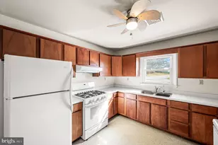 4951 Horseshoe Pike, Honey Brook, PA 19344 - Photo 7