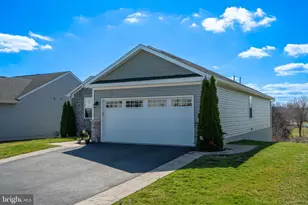 57 Shoemaker St, Coatesville, PA 19320 - Photo 3