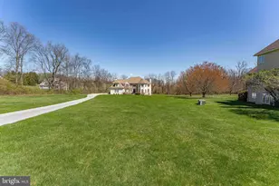 26 Millstone Ln, Pottstown, PA 19465 - Photo 7