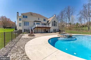 26 Millstone Ln, Pottstown, PA 19465 - Photo 13