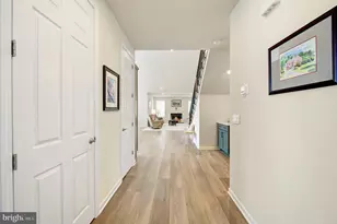 226 Loyal Ln, Coatesville, PA 19320 - Photo 3