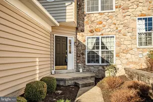 37 Sagewood Dr, Malvern, PA 19355 - Photo 3