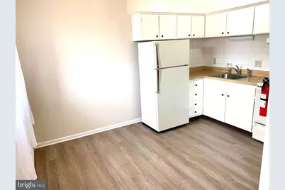 335 E Lancaster Avenue #E-20, Downingtown, PA 19335 - Photo 11