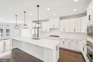 833 Stonecliffe Rd, Malvern, PA 19355 - Photo 3