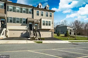 10 Locks Farm Ln, Downingtown, PA 19335 - Photo 5