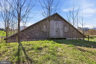 2004 Kings Row Rd, Oxford, PA 19363 - Photo 5