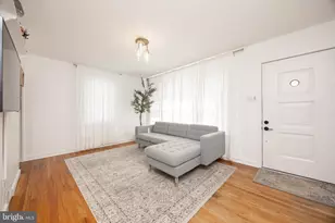 42 Spruce St, Coatesville, PA 19320 - Photo 7